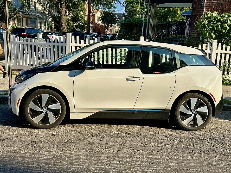 BMW i3