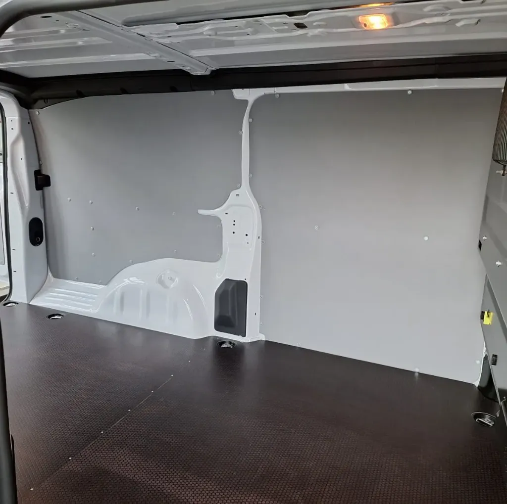 [50750] Wandverkleidung aus Kunststoff für Scudo L3